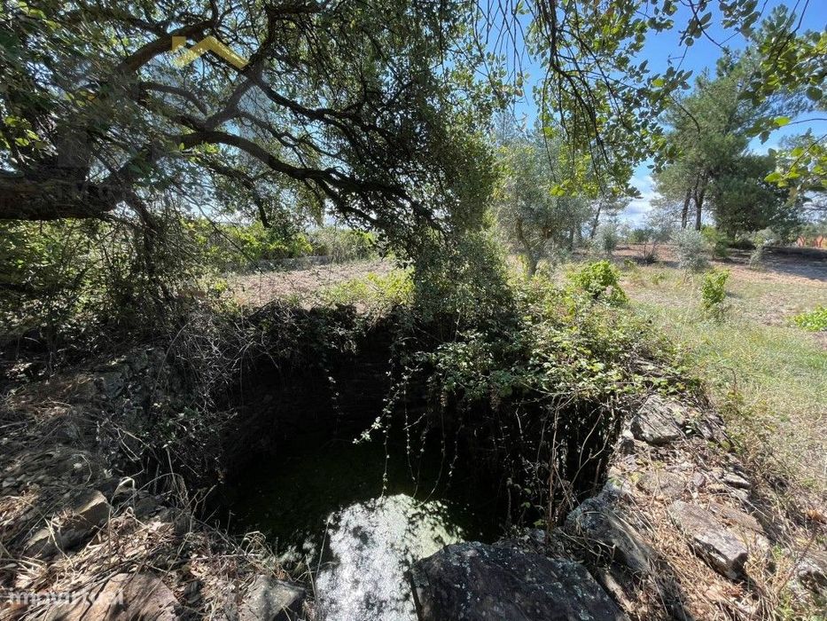 Terreno de 4000m² à Venda em Freixial do Campo