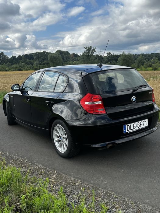 Sprzedam BMW e87 2.0 beznzyna.