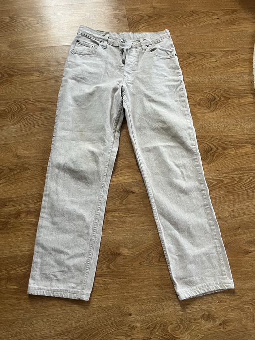 Сірі джинси levis