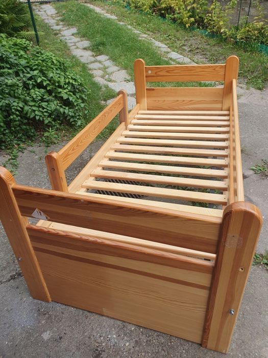 łóżko drewniane 80x180