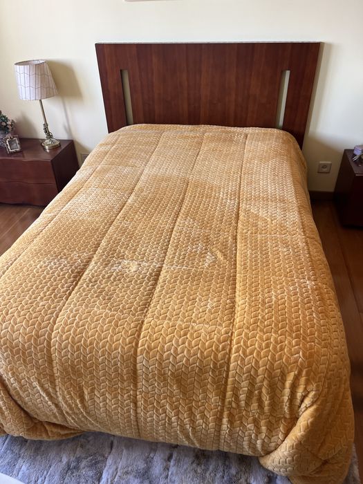 Conjunto de Quarto: Cama + Colchão + Cómoda