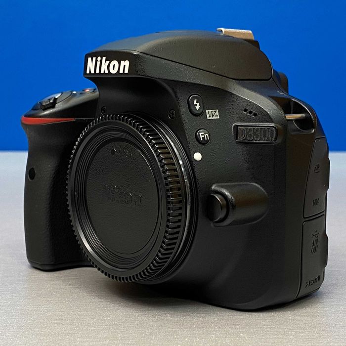 Nikon D3300 (Corpo) - 24.2MP