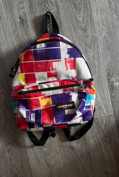 Невеликий рюкзак eastpak