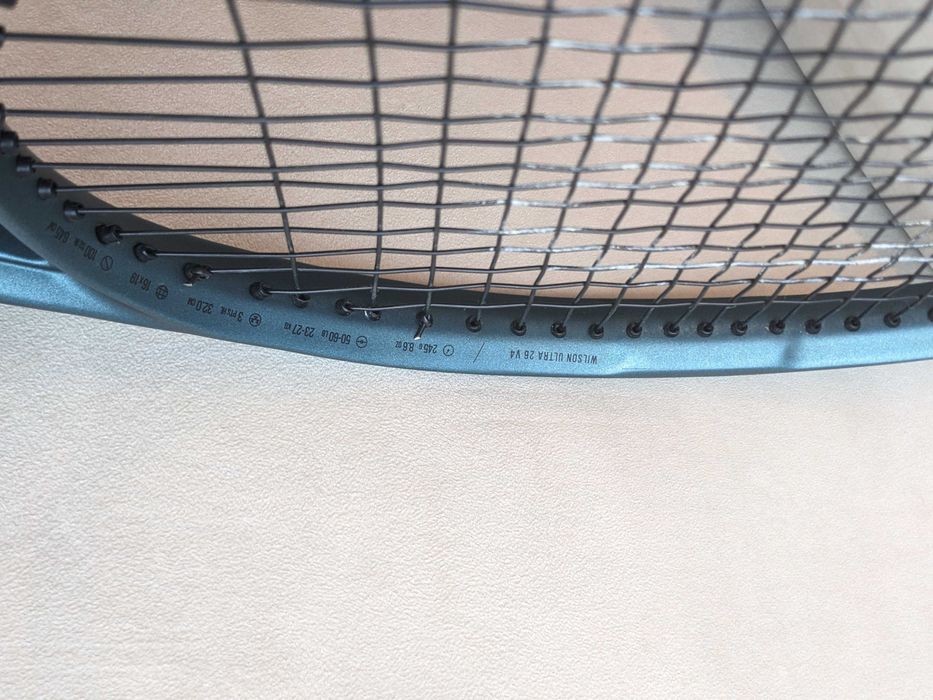 Raquete Wilson ULTRA 26 V4.0