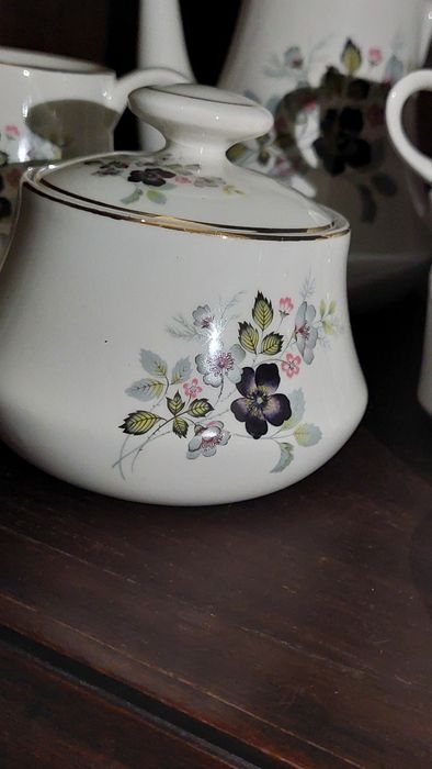 Vendo serviço  café  10 Chávenas