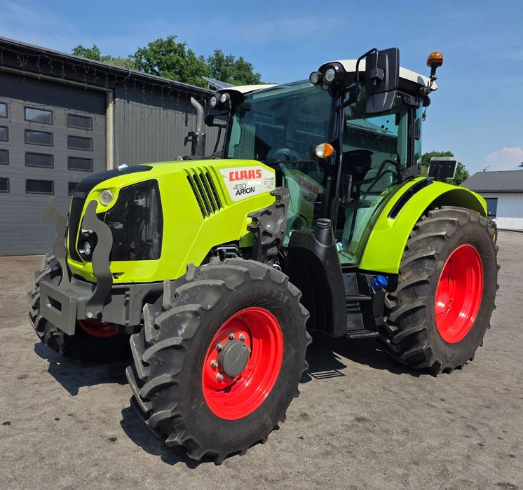 Claas Arion 430 Cis  Claas Arion 430 CIS z 2020 roku PNEUMATYKA Perfekcyjny Stan
