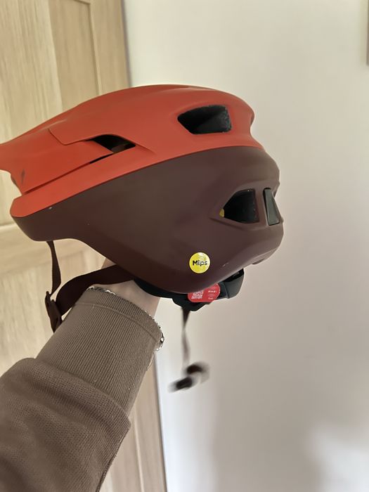 Capacete specialized Camber