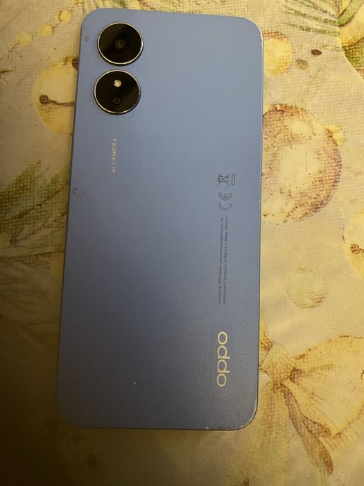 Oppo A17 na czesbi