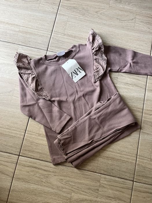 Костюм Zara 3-4 роки новий