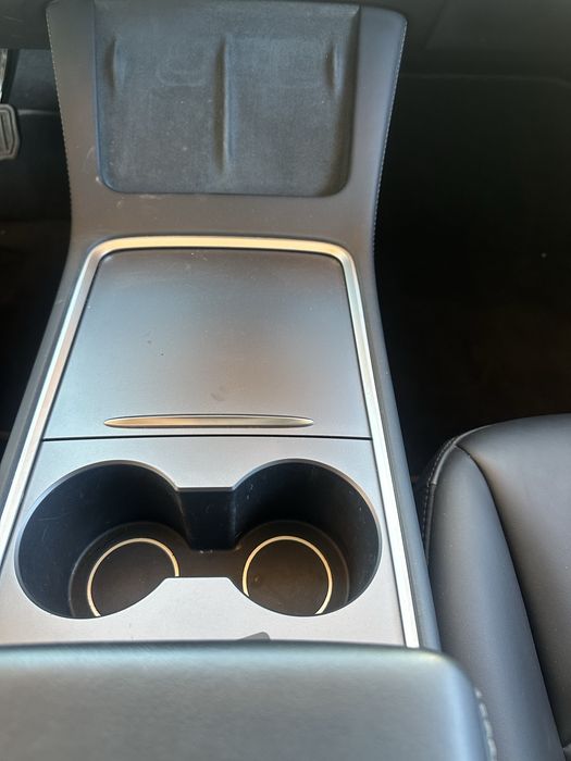 Tesla Model 3 impecavel