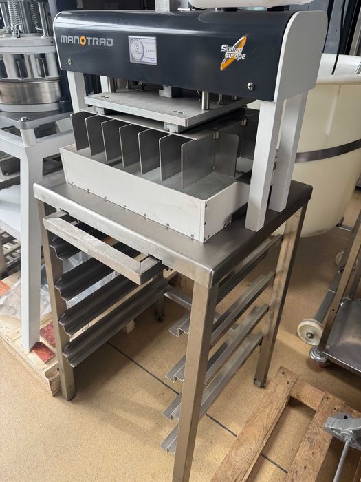 Dzielarka do ciasta  Sinmag do bułek i bagietek