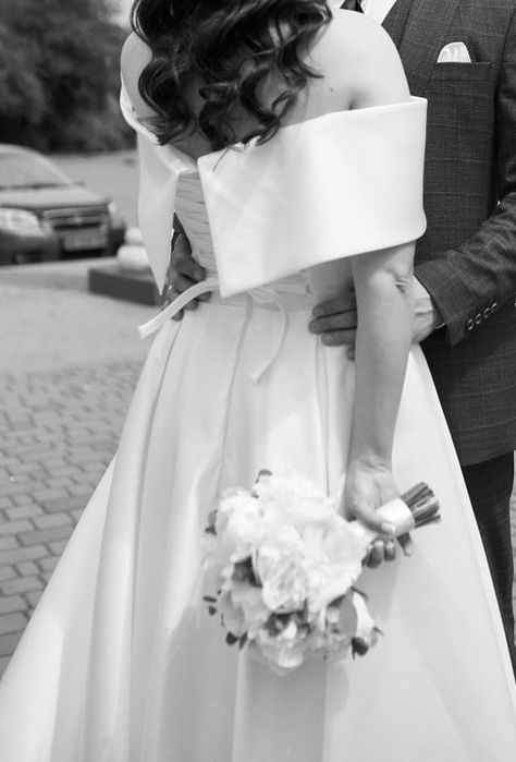 Нова Весільна сукня