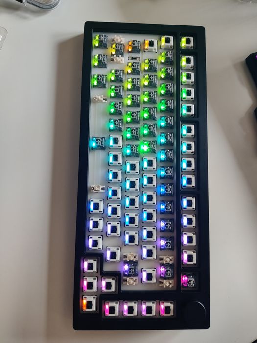 Monsgeek M1 V5 VIA ANSI Barebone kit + switches + keycaps