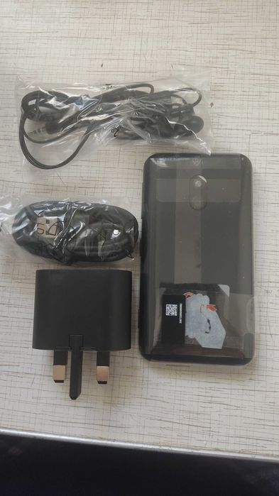 Телефон Nokia Lumia 620