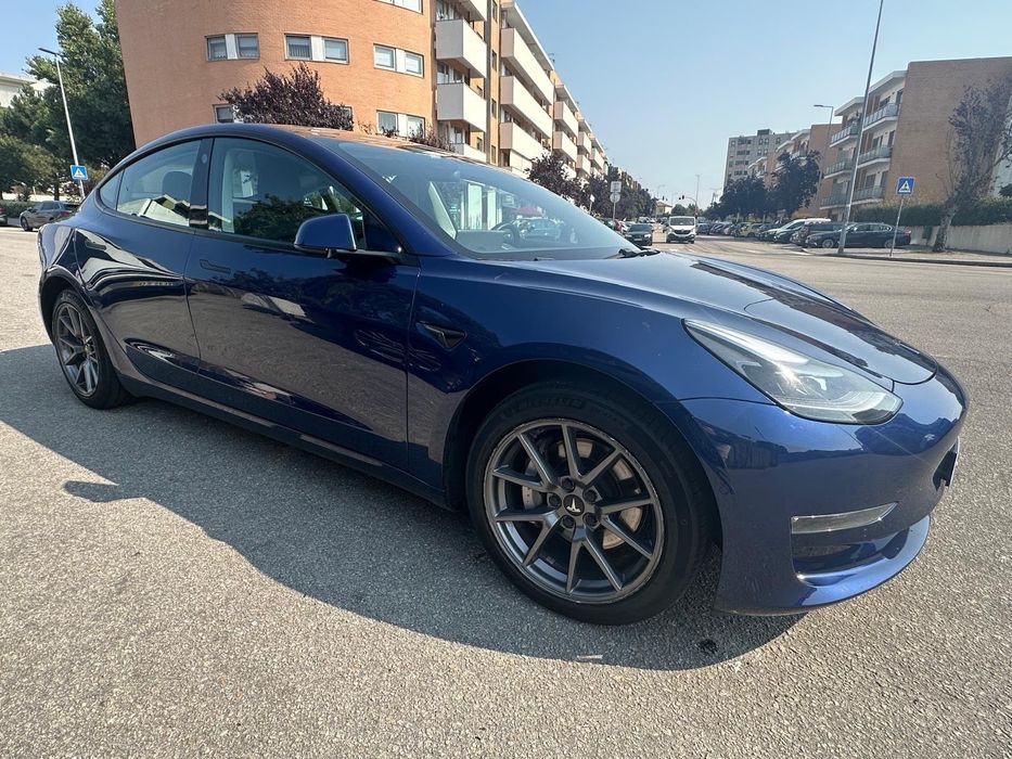Tesla Model 3 Long Range — photo 4