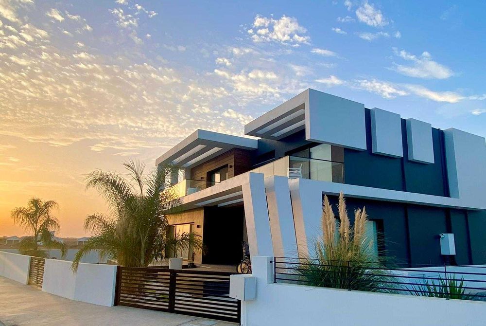 Роскошная вилла 4+1 в 300м от пляжа Long Beach — заходи и живи Кипр