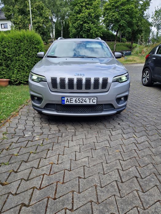 Jeep Cherokee 2018 VIN 1C4PJLCB7KD187193 фото оголошення 3 з 8