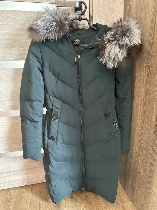 Продам пуховик у відмінному стані