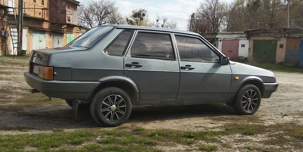 Продам ВАЗ 21099