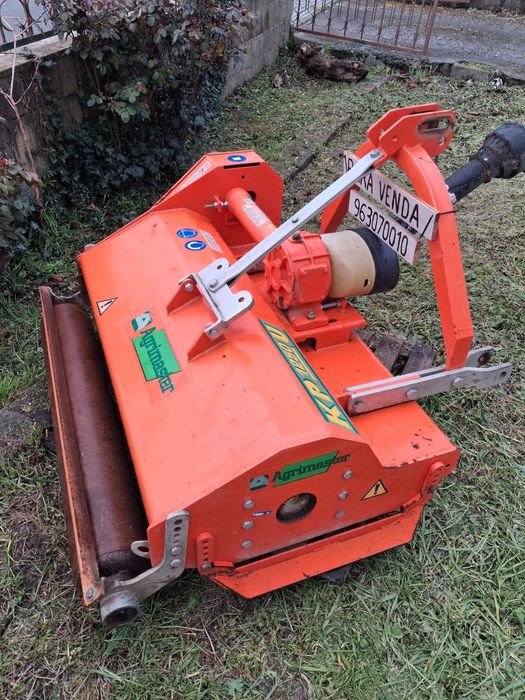 Máquina corta mato Agrimaster KP 1250 U