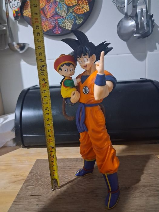 Figura Dragon Ball Goku com Gohan – 27 cm