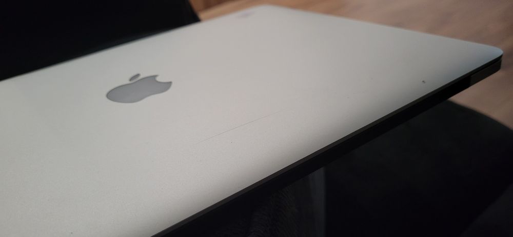 Apple MacBook Pro A1398