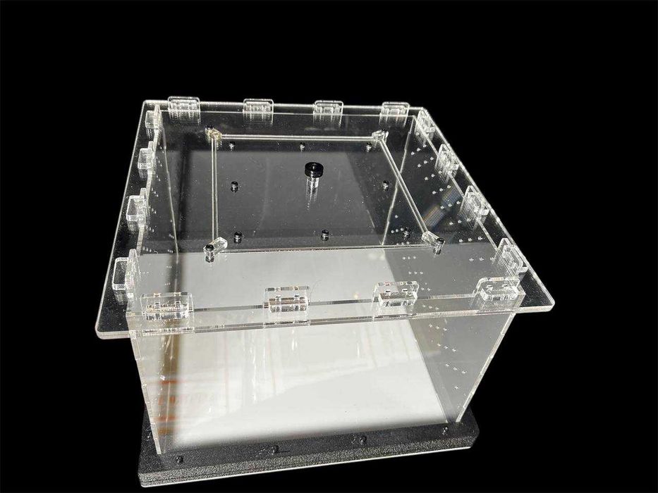 Терраріум акриловий 30×30×20см – для павуків та скорпіонів | 1500 грн