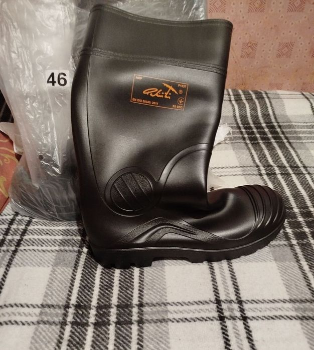 Сапоги резиновые