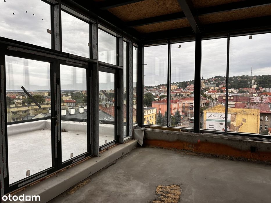Bar/Restauracja typu rooftopbar z widokiem na cały Przemyśl, 3 maja 27