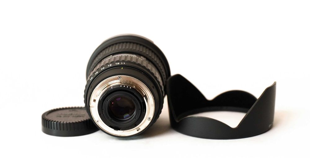 TOKINA sd 11-16 F/2.8 (if) dx