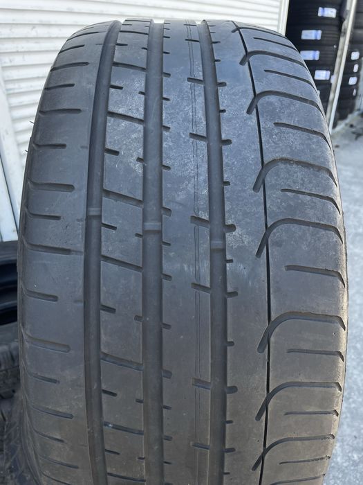 Продам комплект шин Pirelli 255/35/20