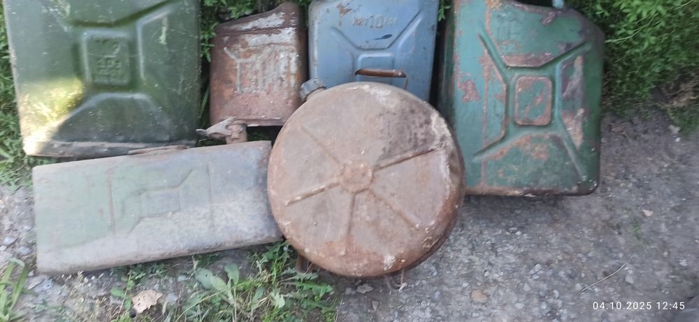 Каністри для пального