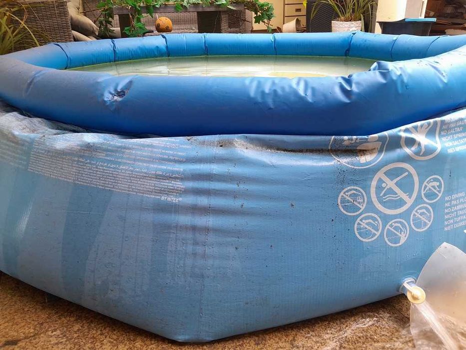 Excelente piscina 244x76cm