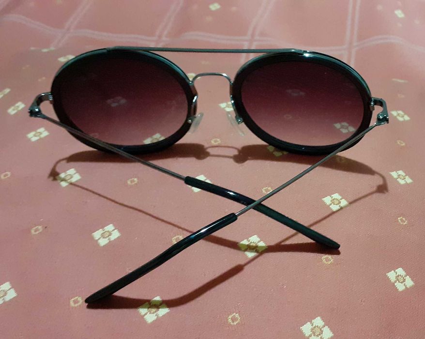 Óculos tipo Lennon