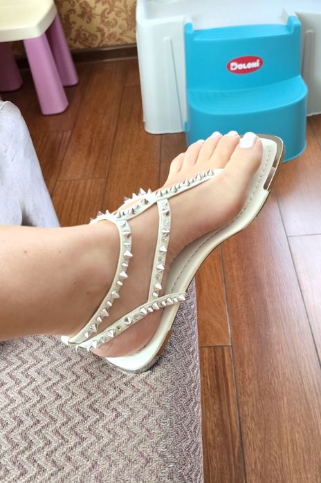 Босоніжки DKNY 36 розмір