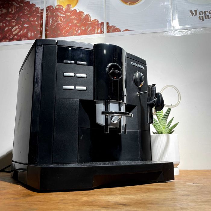 Кавомашина з Німеччини Jura Impressa S7 Avantgarde