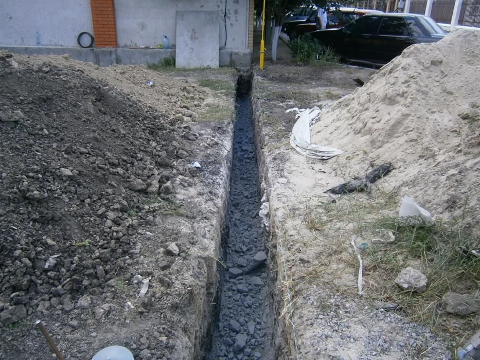 Земляные работы вручную, копка траншей, рытьё котлованов, сливных ям ...