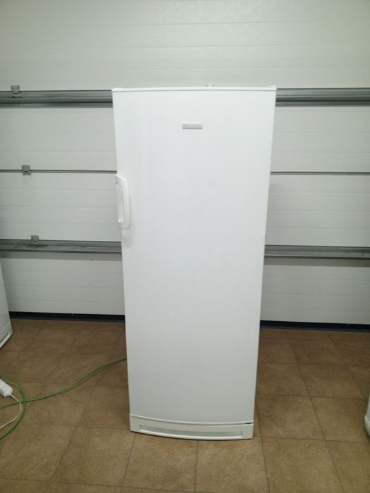 Chłodziarka Electrolux 155 cm, gwarancja