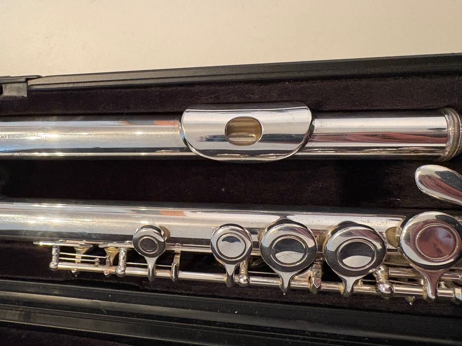 Flauta transversal Yamaha 221