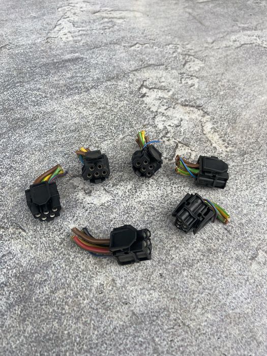 Фішка йожика БМВ Е39 Е46 Е53 Е83 Фишка ежика Резистора печки BMW ШРОТ