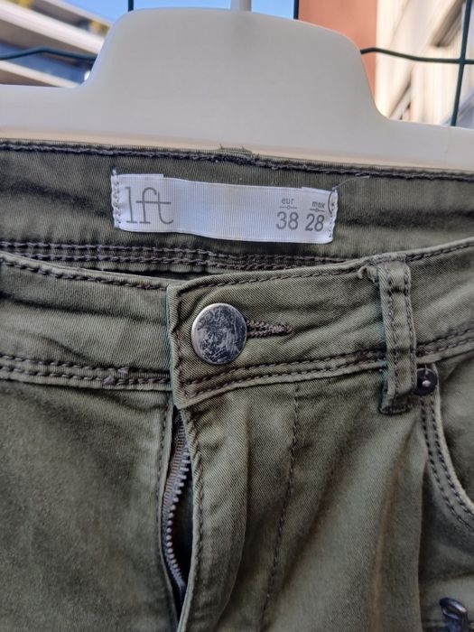 Calças de senhora tam 38 marca Lefties