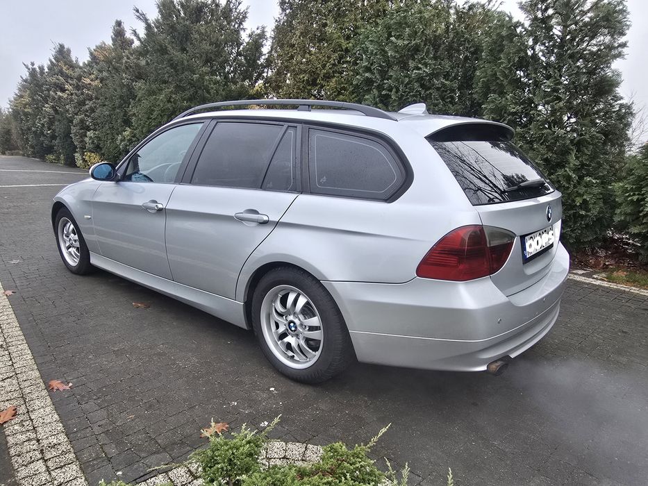 Bmw e91 2.0d m47 Navi cupholdery