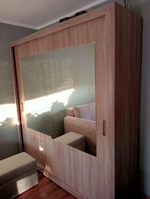 Sprzedam zestaw mebli