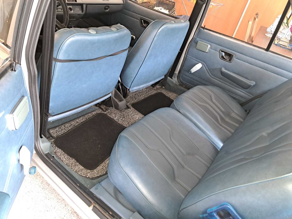 Peugeot 305 — fotografia 6