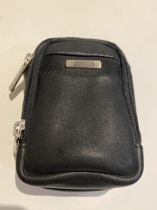 Futerał , saszetka firmy Kenneth Cole