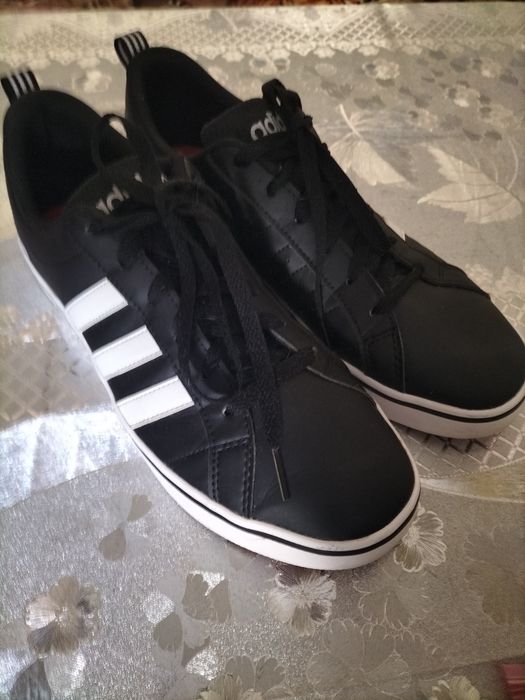Buty sportowe Adidas Oryginał rozm 41 1/3