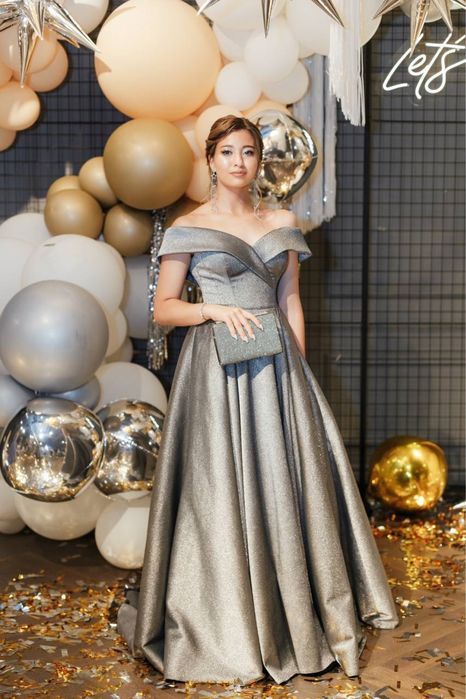 Сукня на Випускний