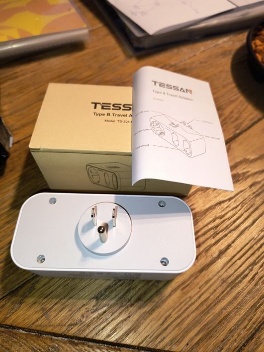 Adapter podróżny Tessan typ B model TS-324-US