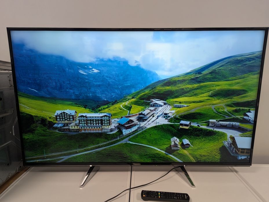 Телевізор Panasonic TX-55EXW604  55-дюймів 4K Ultra HD Smart TV 4К Wi Fi Б/В