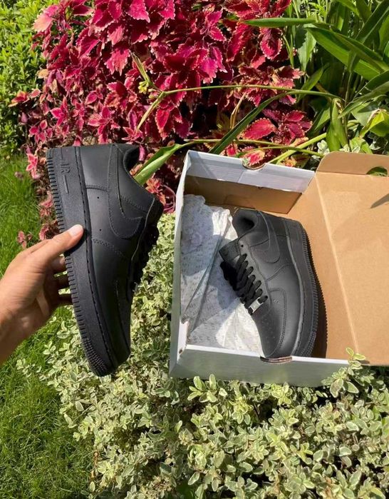Nike Air Force 1 / czarne